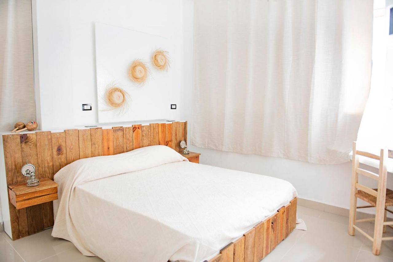 Hostal Mama Mambo - Zona Colonial ซานโตโดมิงโก ภายนอก รูปภาพ