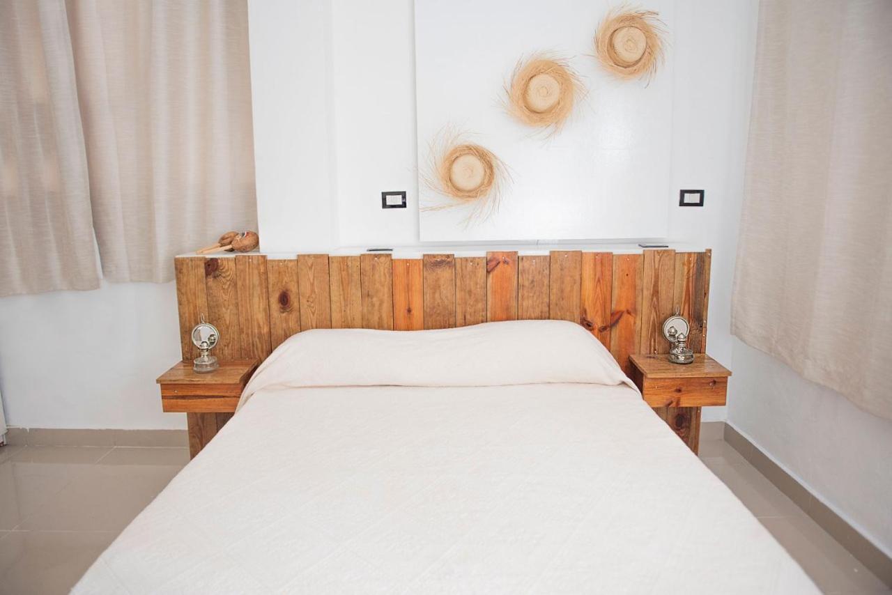 Hostal Mama Mambo - Zona Colonial ซานโตโดมิงโก ภายนอก รูปภาพ