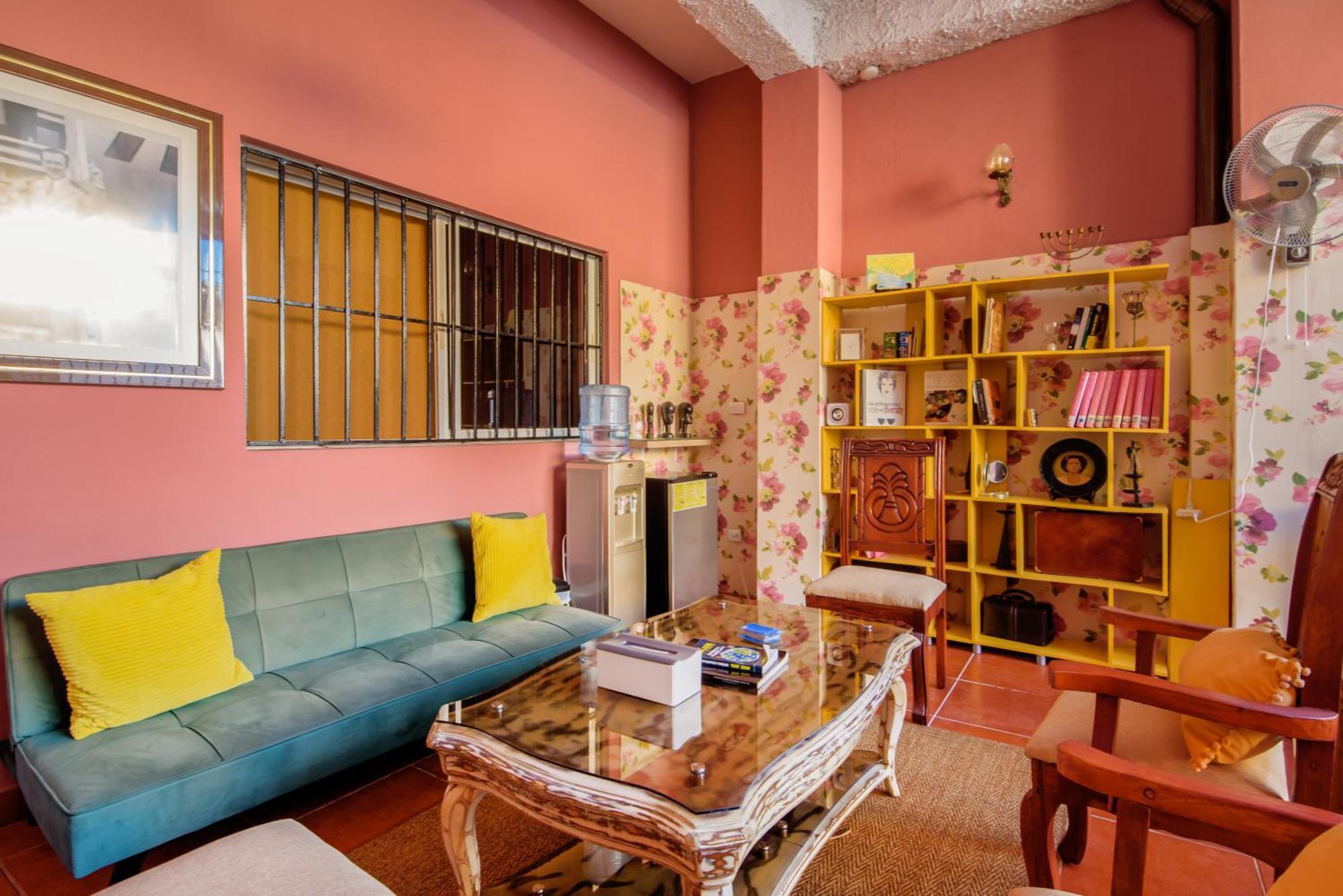 Hostal Mama Mambo - Zona Colonial ซานโตโดมิงโก ภายนอก รูปภาพ
