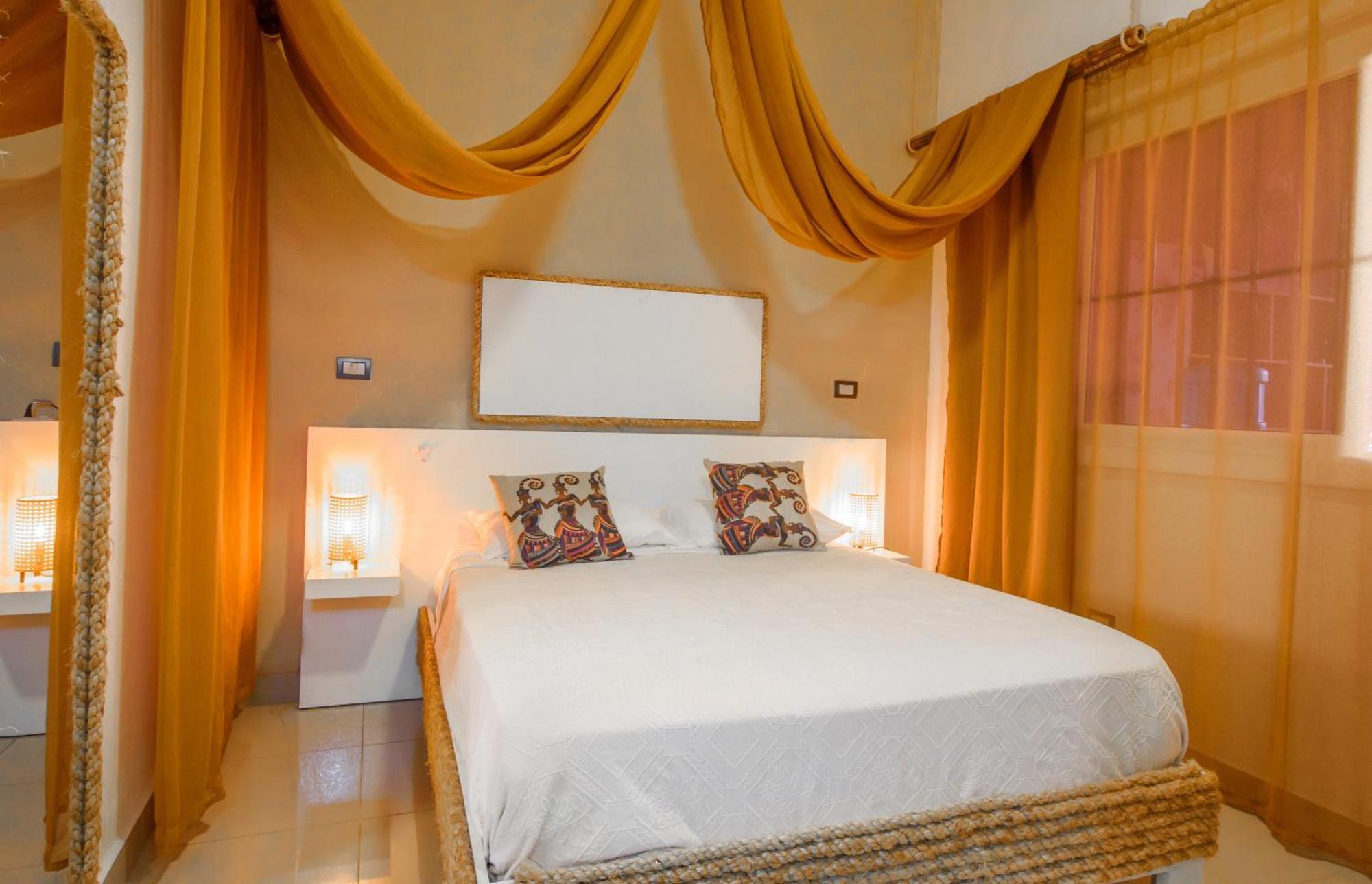 Hostal Mama Mambo - Zona Colonial ซานโตโดมิงโก ภายนอก รูปภาพ